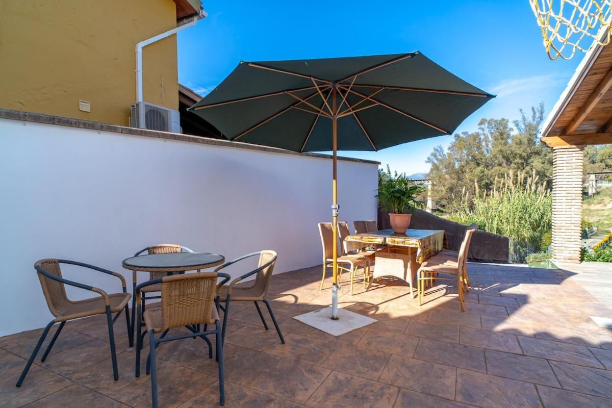 De Diseno Con Piscina Y Barbacoa Málaga