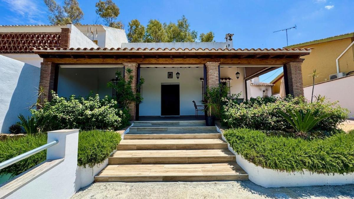 De Diseno Con Piscina Y Barbacoa Feriehus Málaga
